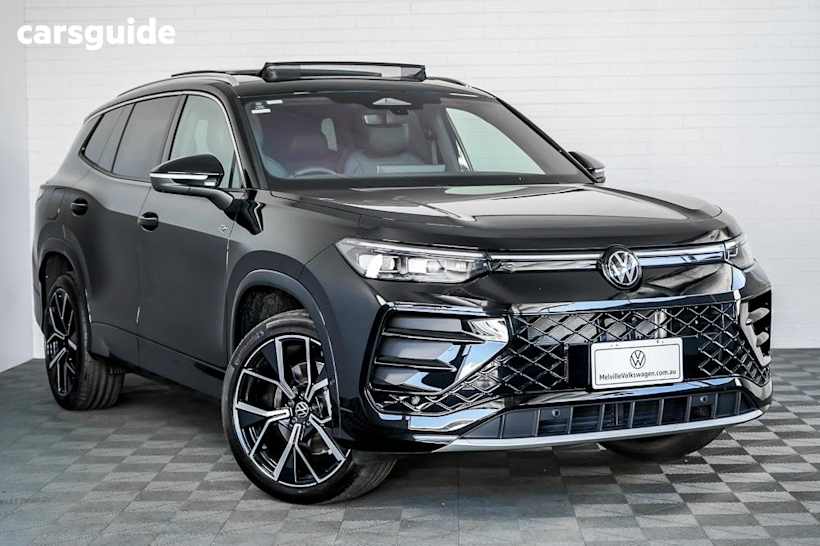 Black 2025 Volkswagen Tayron Wagon 195Tsi R-Line 4Motion