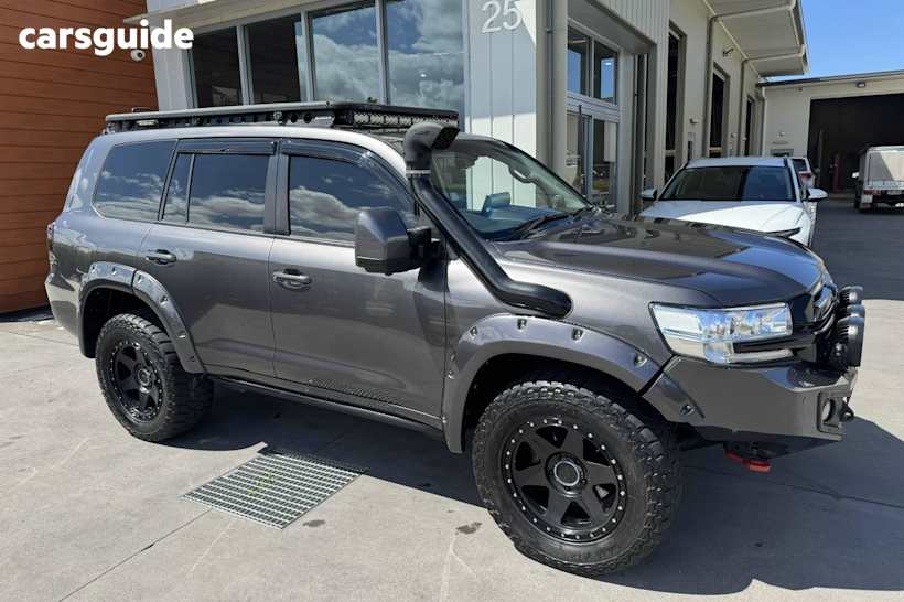 Grey 2018 Toyota Landcruiser SUV VX 4X4