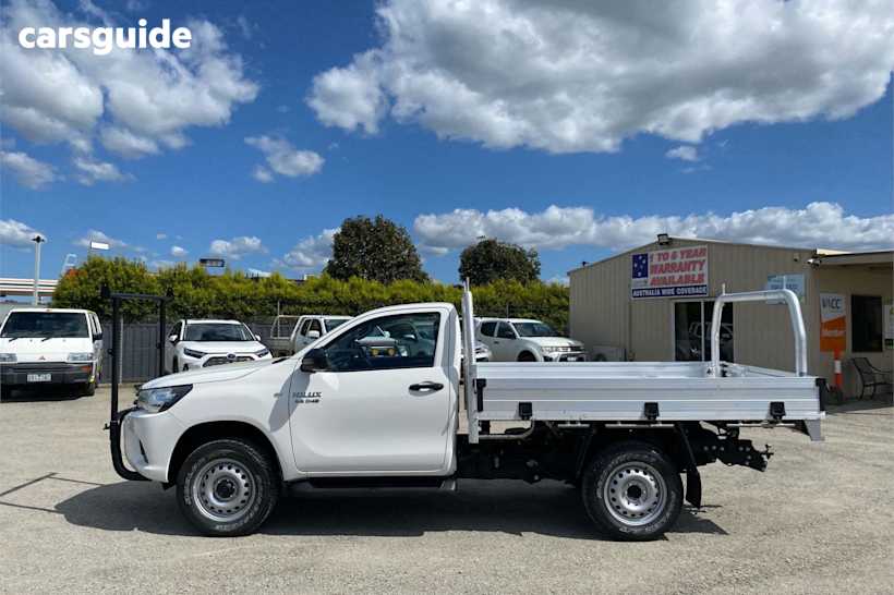 2017 Toyota Hilux Ute Tray SR 4X4