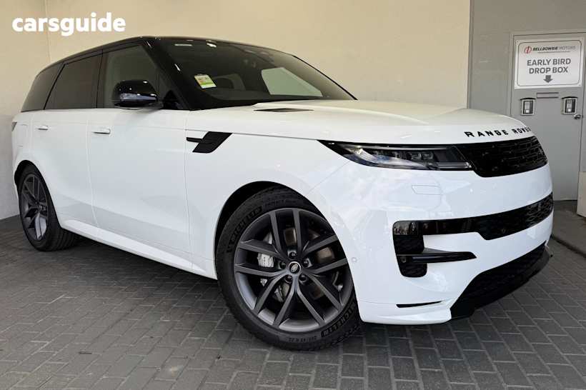 White 2025 Land Rover Range Rover Sport SUV D300 DYNAMIC SE 4X4