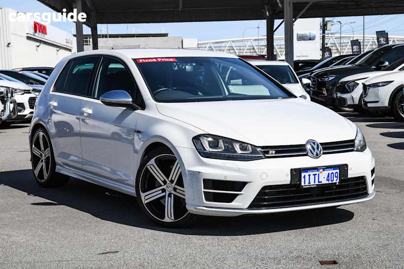 White 2015 Volkswagen Golf Hatchback R