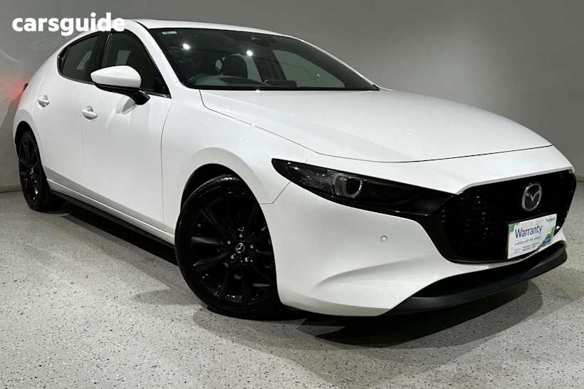 White 2019 Mazda Mazda3 Hatch G25 ASTINA F