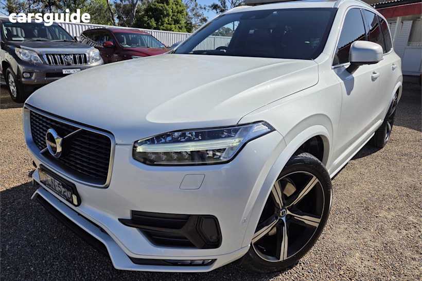White 2017 Volvo XC90 Wagon T6 R-Design