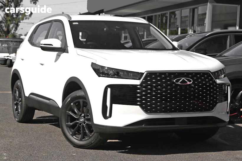 White 2025 Chery Tiggo 4 SUV URBAN F