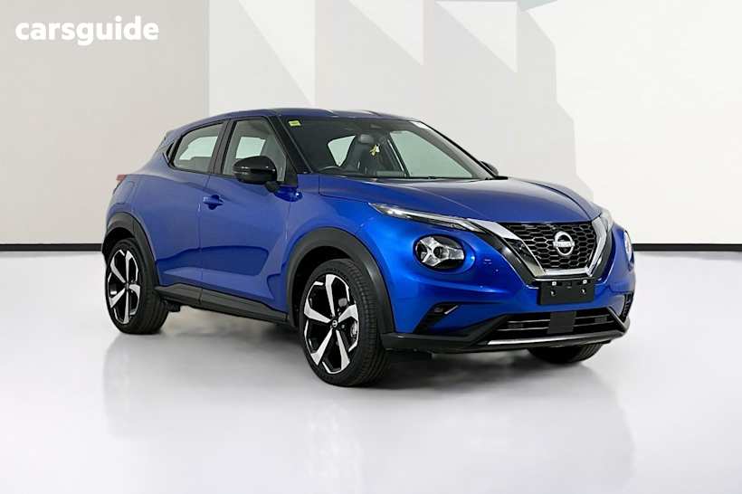 Blue 2023 Nissan Juke Hatchback St-L