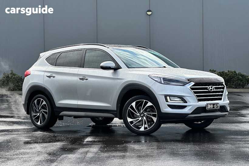 Silver 2020 Hyundai Tucson SUV HIGHLANDER 4X4
