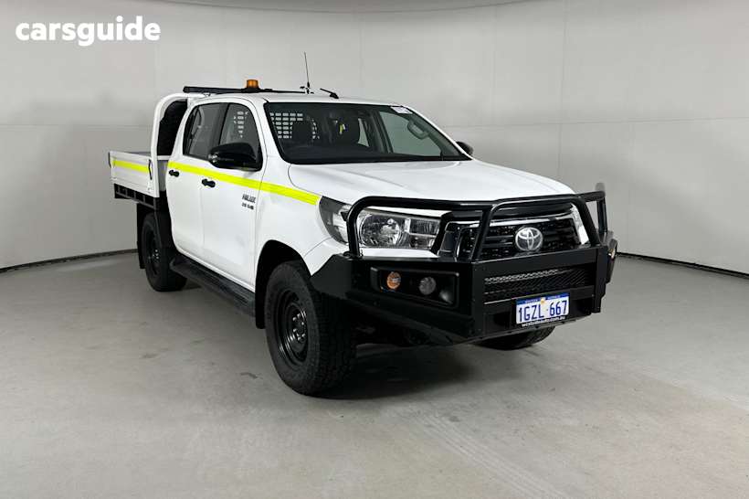 White 2020 Toyota Hilux Double Cab Chassis Sr (4X4)