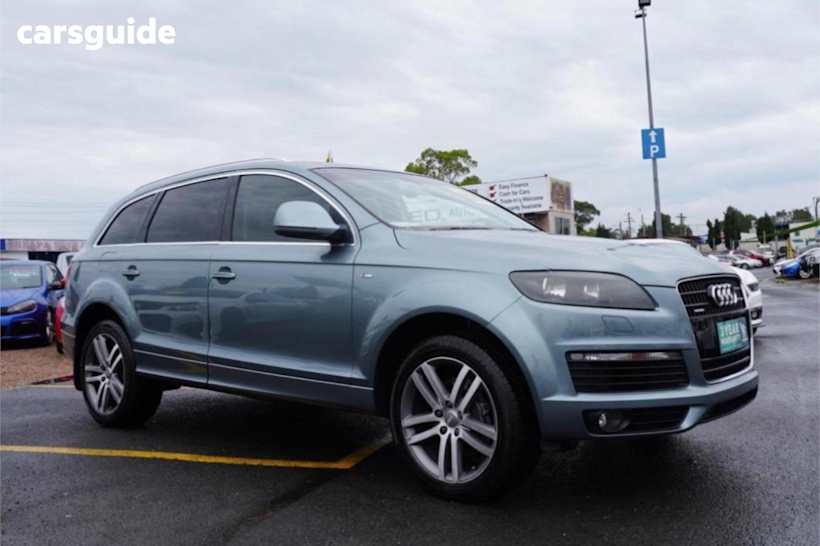 Grey 2008 Audi Q7 SUV TDI 4WD