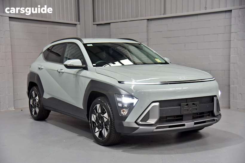 Green 2025 Hyundai Kona SUV HYBRID ELITE F