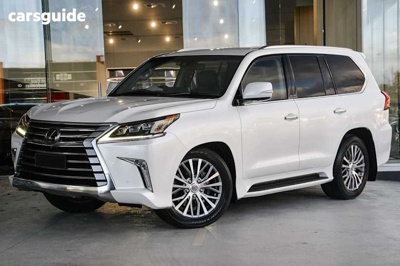 White 2018 Lexus LX SUV LX450D 4X4