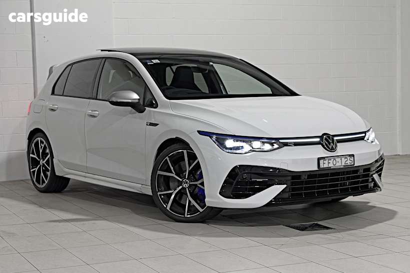 White 2024 Volkswagen Golf Hatch R 4WD