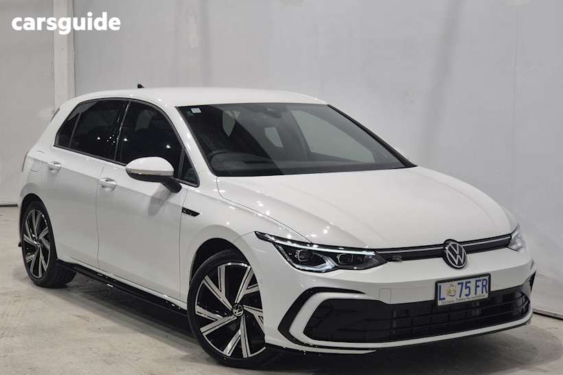 White 2023 Volkswagen Golf Hatch 110TSI R-LINE F