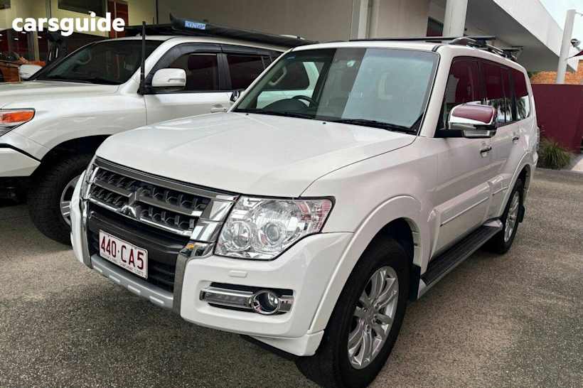 White 2020 Mitsubishi Pajero Wagon Exceeed (4X4) 7 Seat