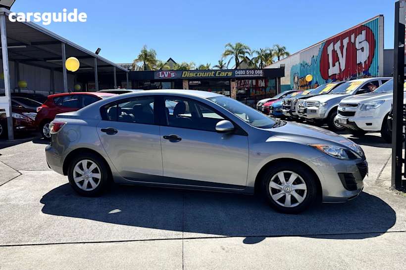 Grey 2009 Mazda Mazda3 Sedan NEO F