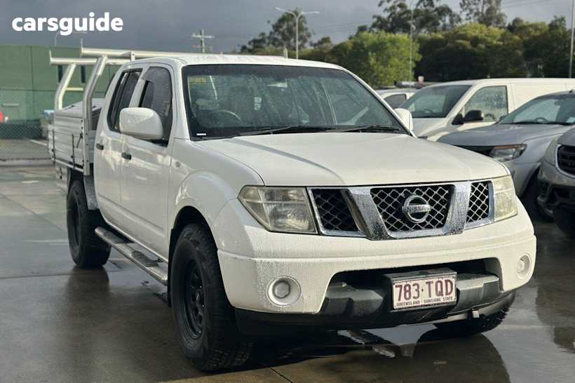 White 2013 Nissan Navara Dual Cab Pick-up Rx (4X2)