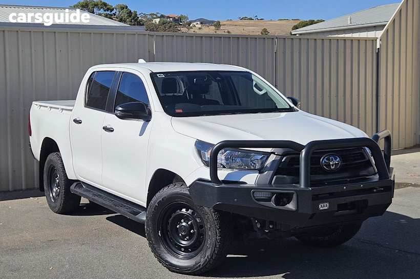 White 2022 Toyota Hilux Ute Tray SR 4X4