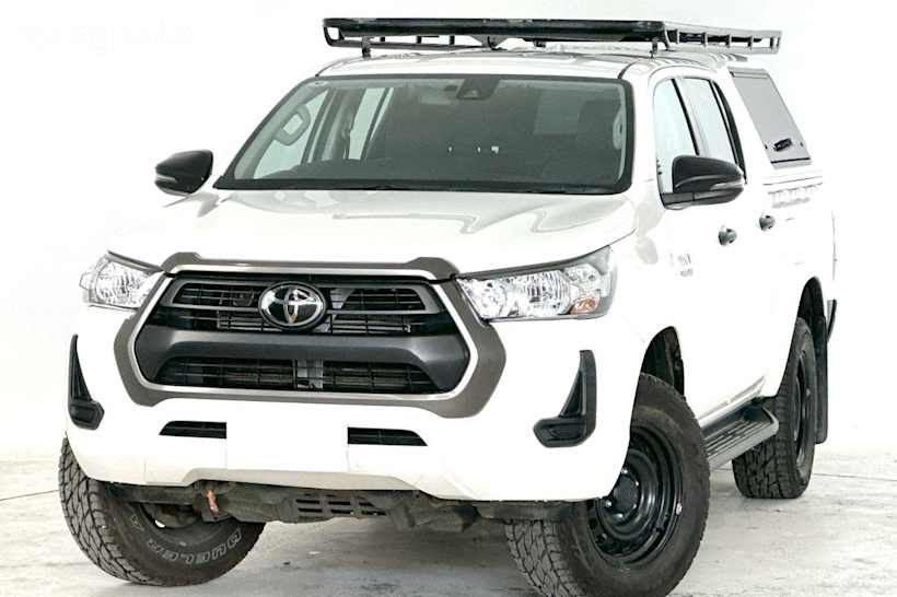 White 2022 Toyota Hilux Ute Tray SR 4X4