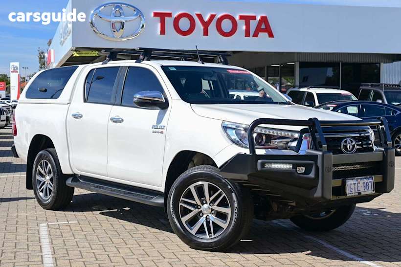 White 2019 Toyota Hilux Ute Tray SR5 4X4