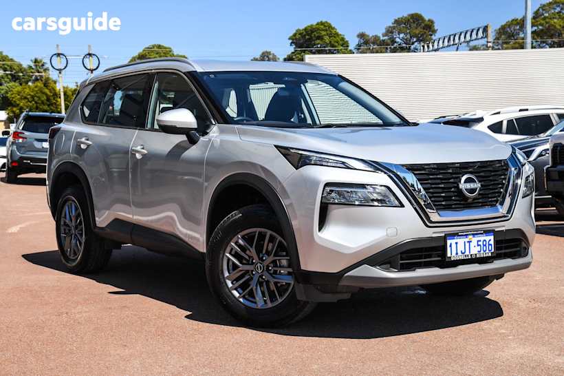 Silver 2024 Nissan X-Trail SUV ST F
