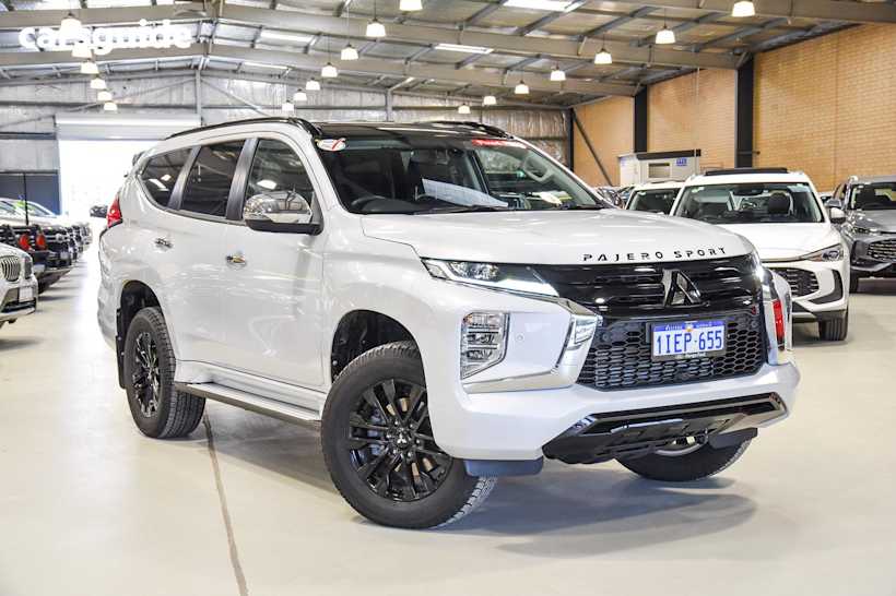 White 2024 Mitsubishi Pajero Sport SUV GSR 4X4