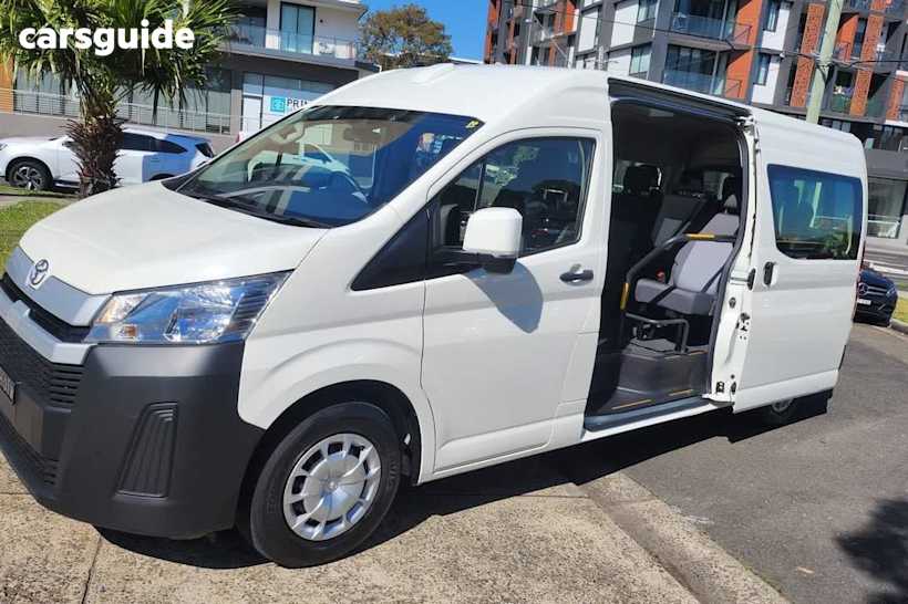 White 2019 Toyota HiAce OtherCar COMMUTER R