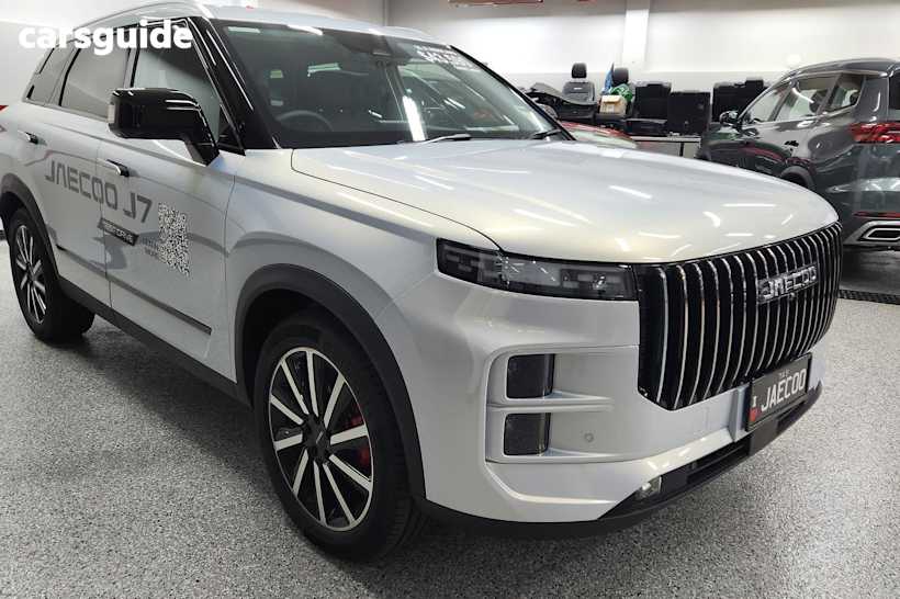 Silver 2025 Jaecoo J7 SUV RIDGE 4X4