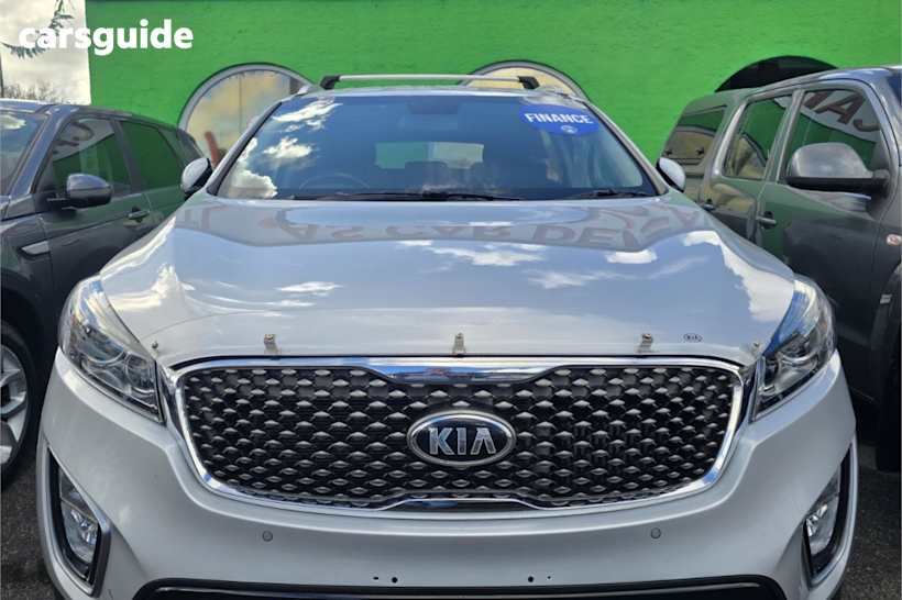 Silver 2017 Kia Sorento SUV SI 4X4