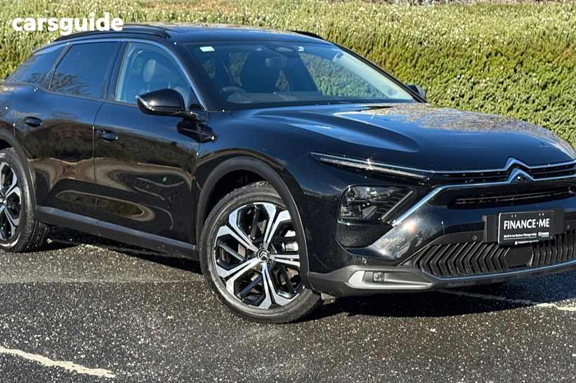 Black 2022 Citroen C5 X SUV SHINE F