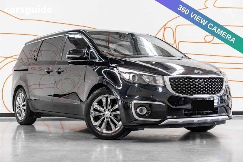 Black 2017 Kia Carnival SUV PLATINUM F