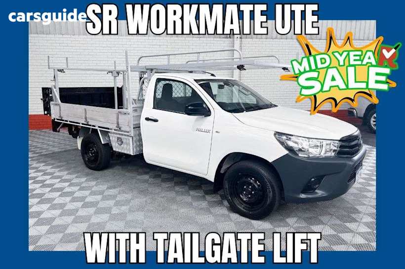 White 2019 Toyota Hilux Ute Tray WORKMATE R