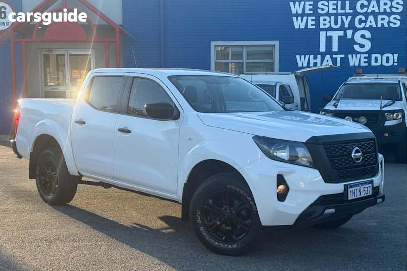 White 2021 Nissan Navara Ute Tray SL R