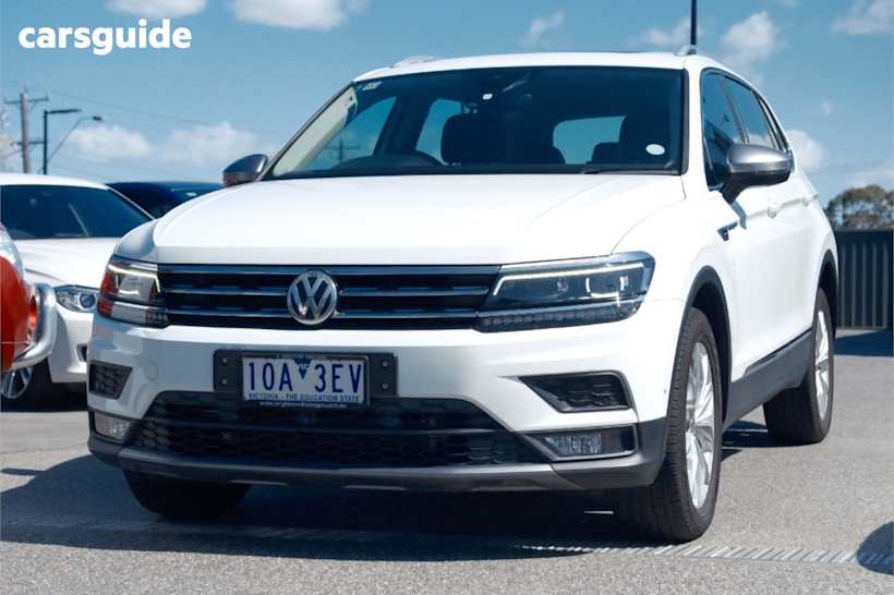 White 2018 Volkswagen Tiguan SUV 132TSI COMFORTLINE ALLSPACE 4WD