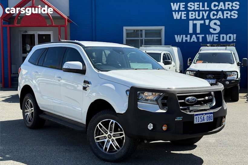 White 2021 Ford Everest SUV AMBIENTE