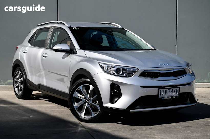 Silver 2024 Kia Stonic SUV SPORT F