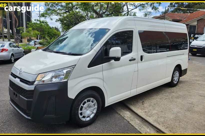 White 2019 Toyota HiAce OtherCar COMMUTER (12 SEATS)