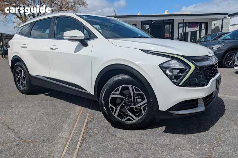 White 2023 Kia Sportage Wagon S (Fwd)