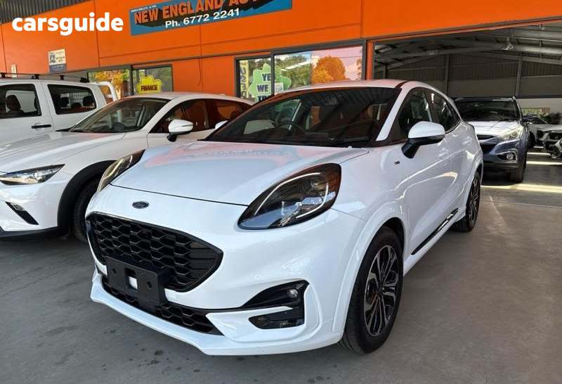 White 2022 Ford Puma Hatchback St-Line