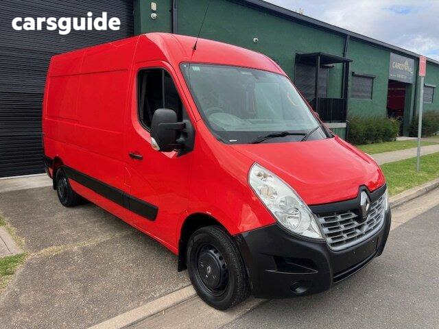 Red 2017 Renault Master Commercial F