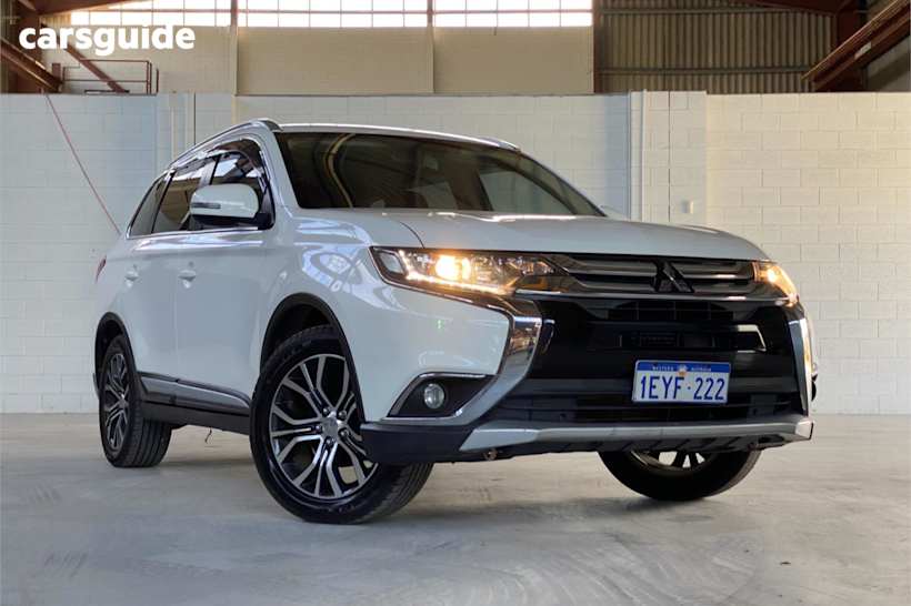 White 2015 Mitsubishi Outlander Wagon Xls (4X2)