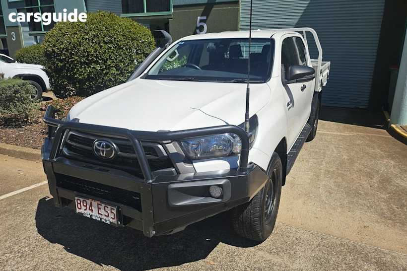 White 2022 Toyota Hilux Double Cab Chassis Sr (4X4)
