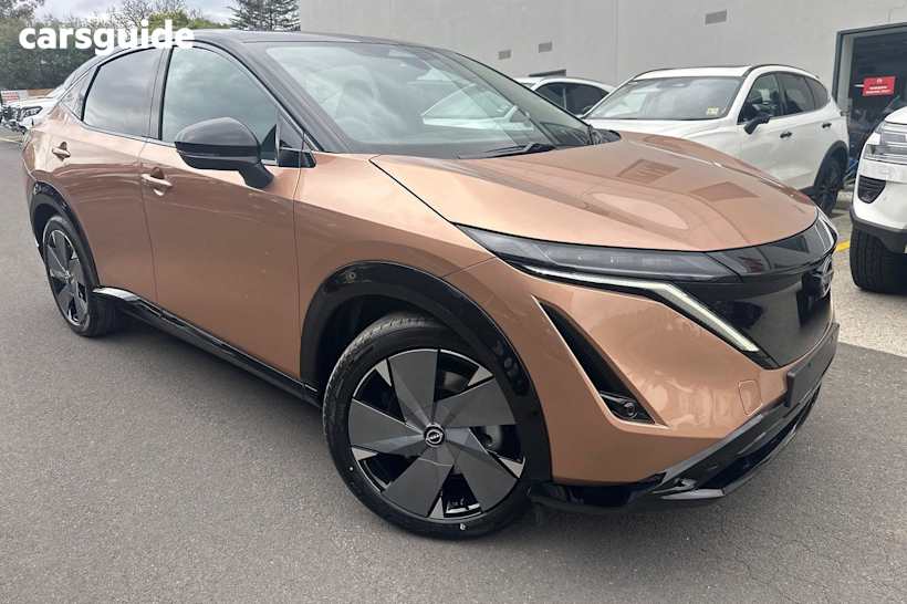 Bronze 2025 Nissan Ariya SUV EVOLVE 4WD