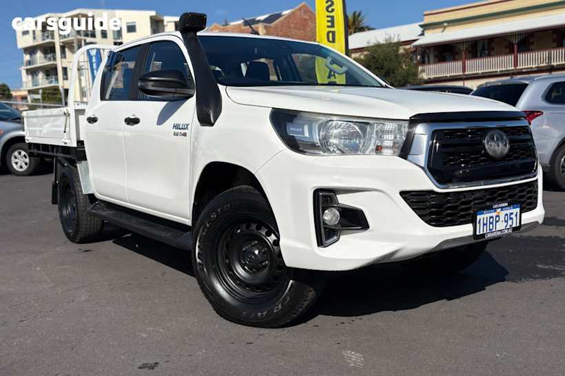 White 2020 Toyota Hilux Ute Tray SR 4X4