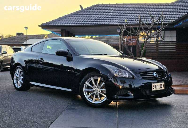 Black 2011 Nissan Skyline Coupe