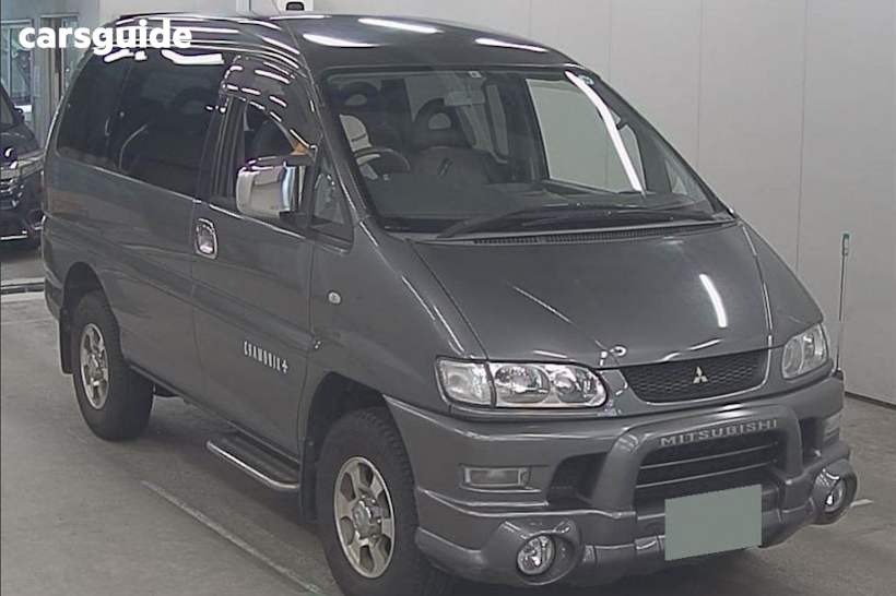Grey 2005 Mitsubishi Delica SUV SPACEGEAR 4WD