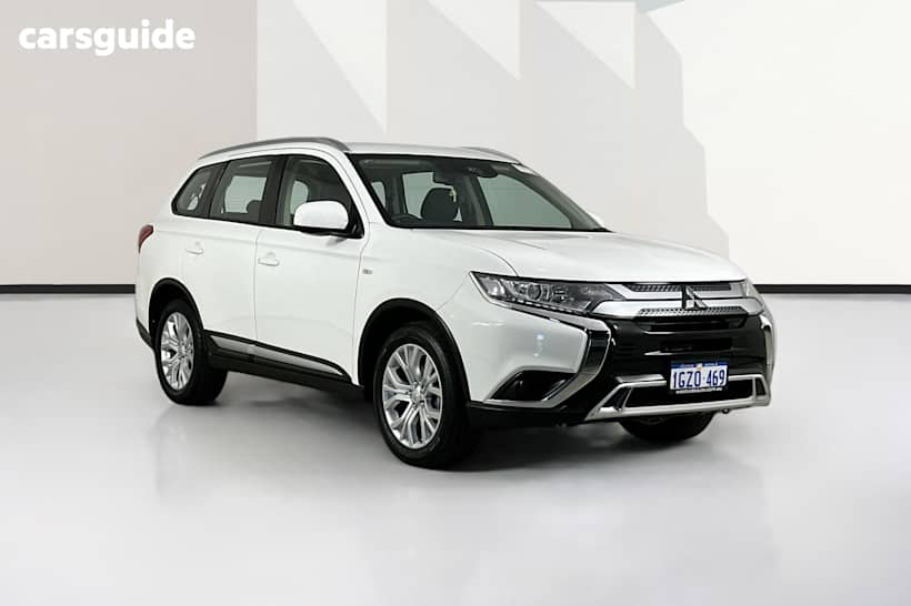 White 2020 Mitsubishi Outlander Wagon Es 7 Seat (2Wd)
