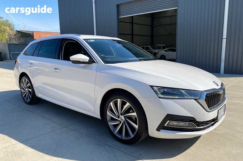 White 2021 Skoda Octavia SUV 110TSI AMBITION F