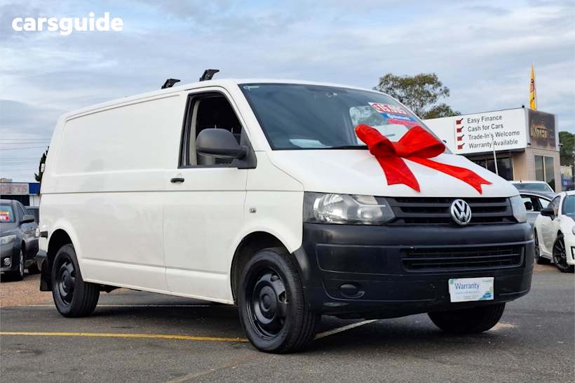 White 2015 Volkswagen Transporter Commercial TDI400 F