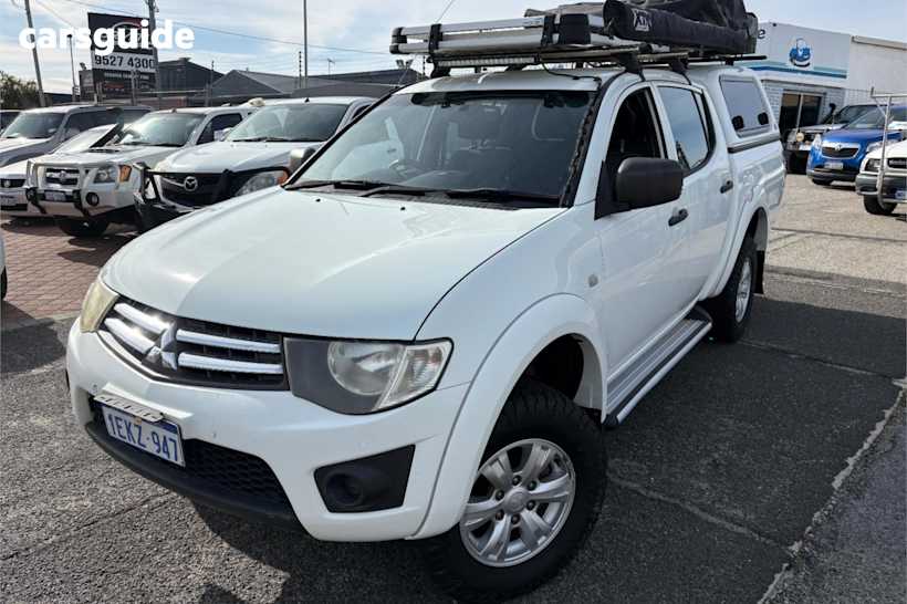 White 2014 Mitsubishi Triton Double Cab Utility Glx (4X4)