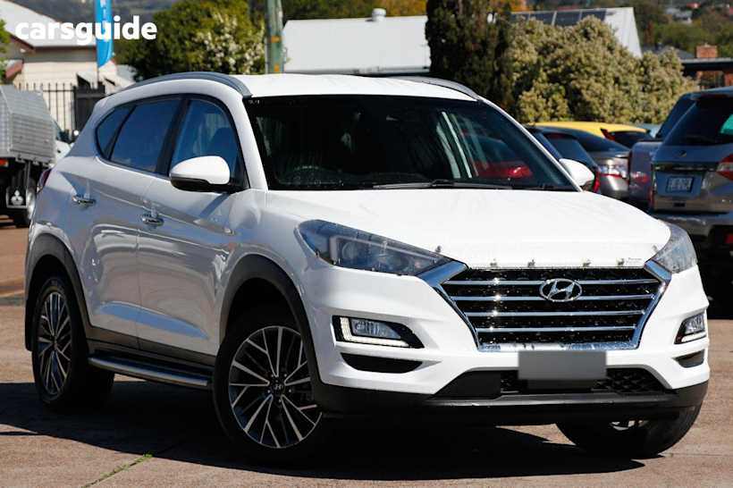 White 2019 Hyundai Tucson SUV ELITE F