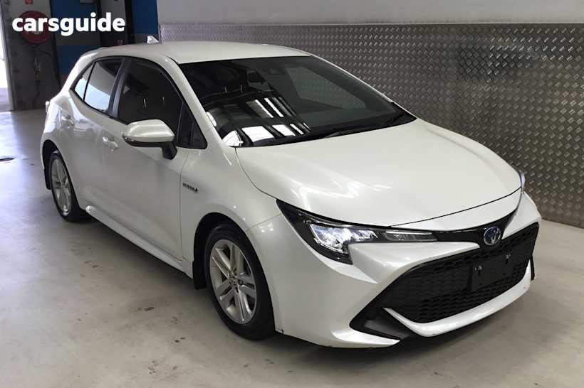 White 2022 Toyota Corolla Hatch ZR HYBRID F